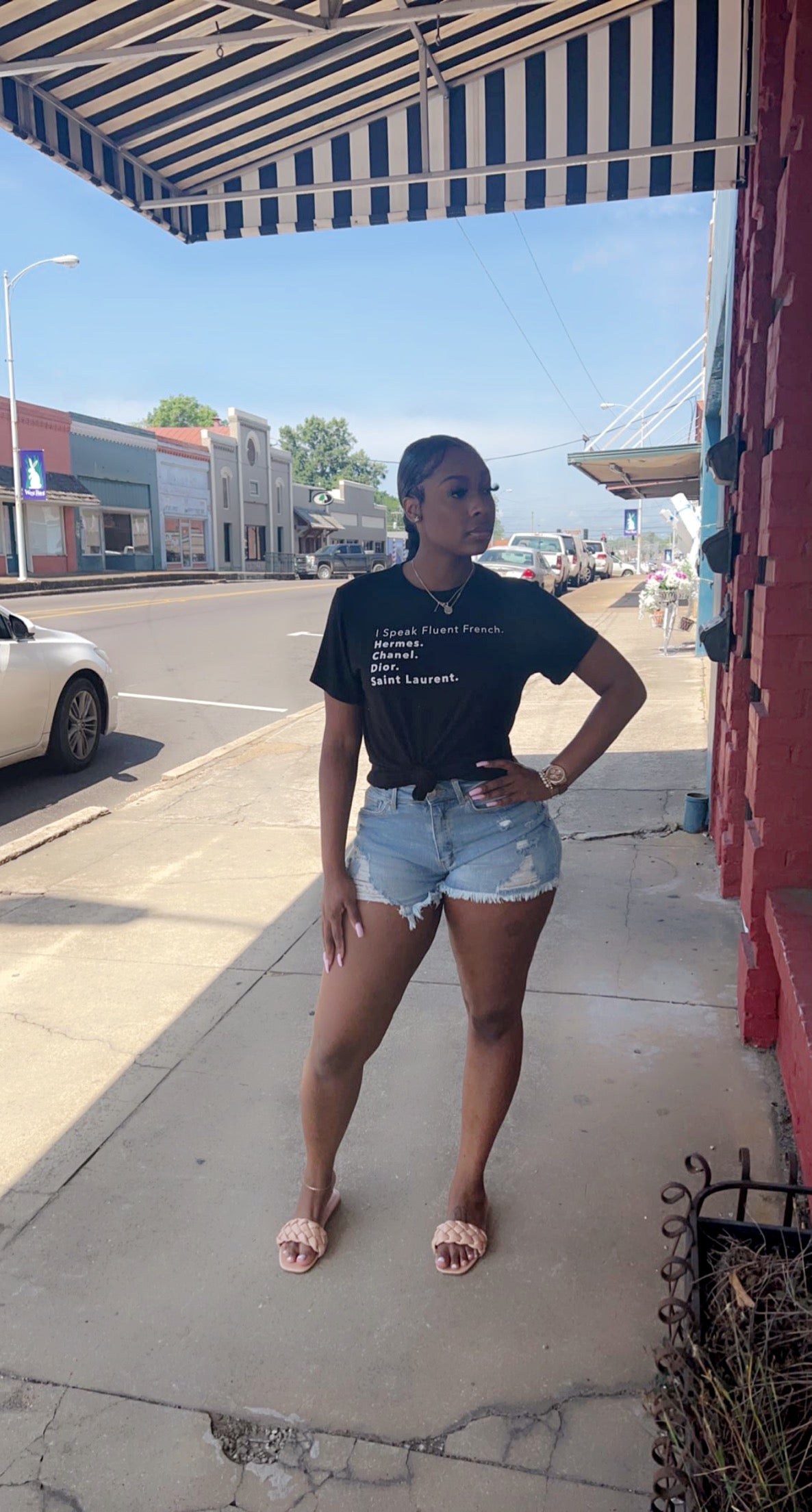 Distressed Boyfriend Shorts (Light)